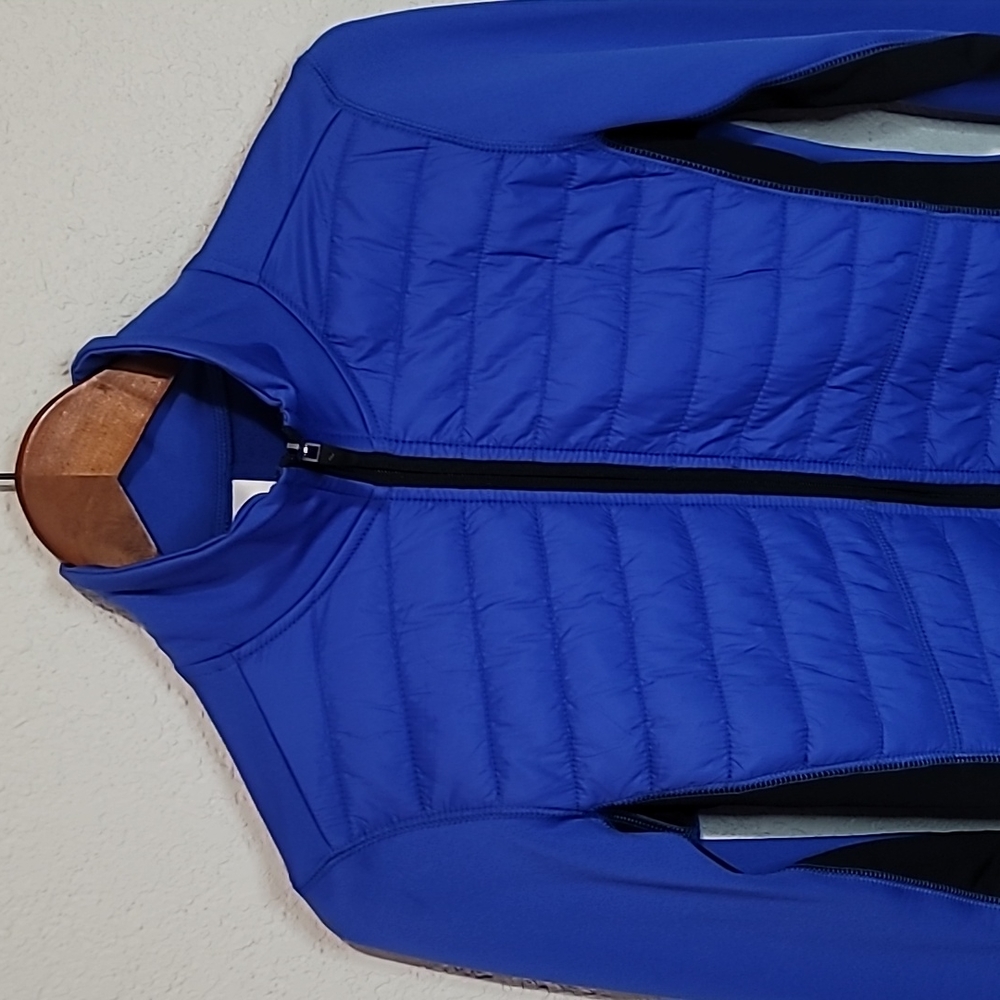 Brand New! Everlast Blue & Black Front Puffer Activewear Jacket Sz.S - Picture 3 of 10